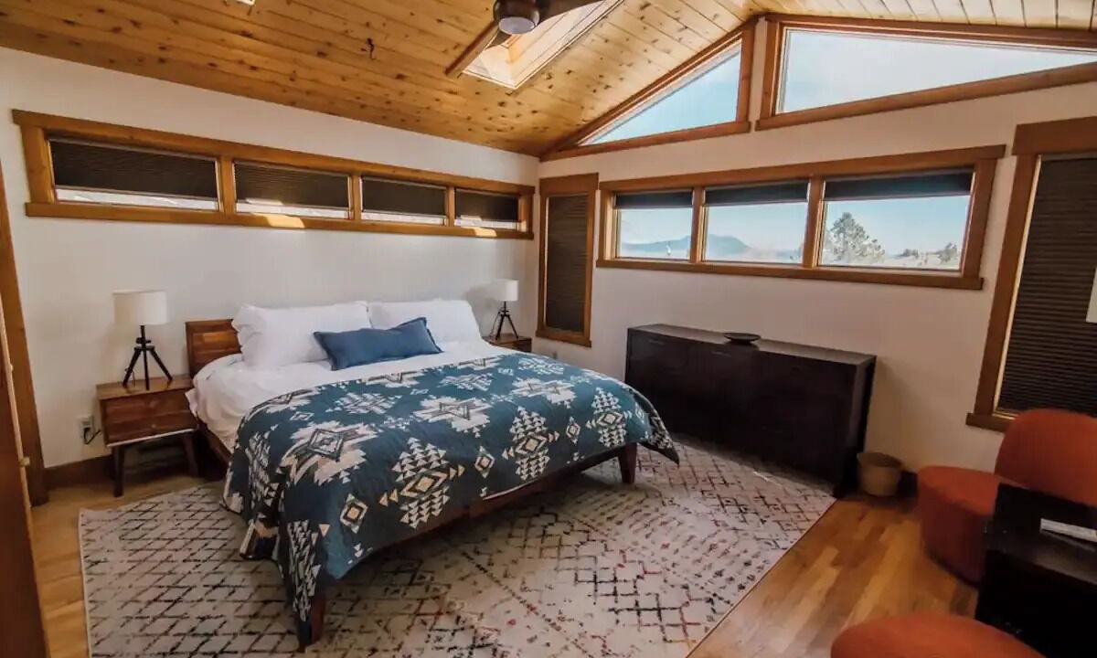 Photo of Bedroom in Helena West Side