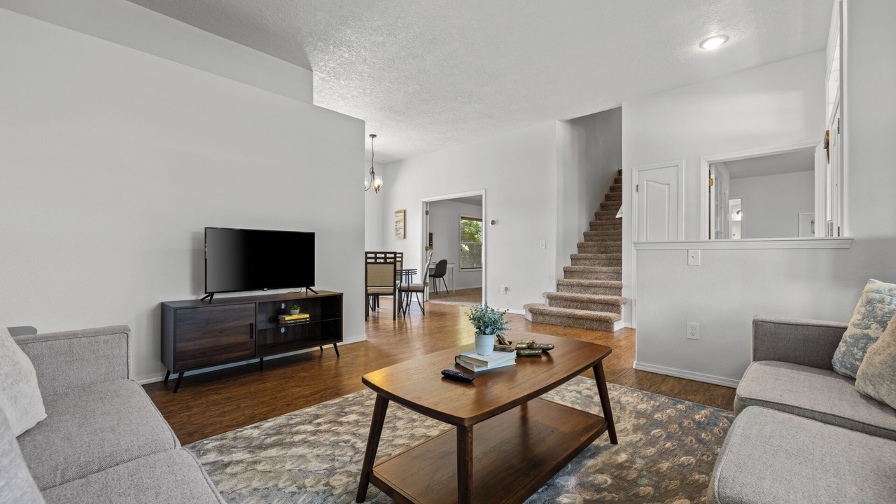 Photo of Livingroom in Eagle