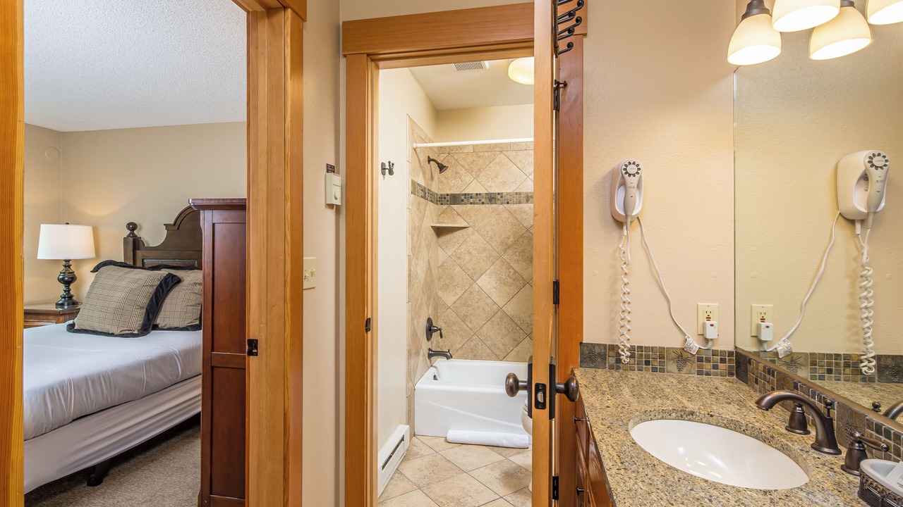 Photo of Bathroom in Big Horn