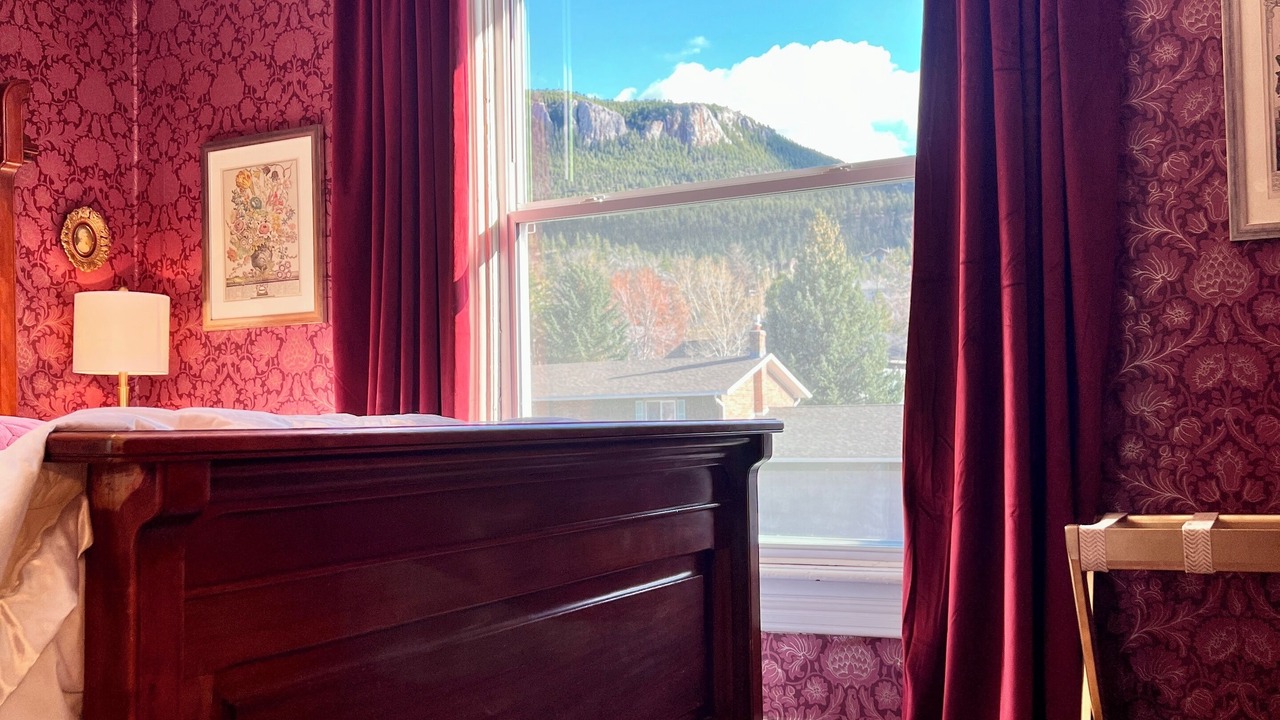 Photo of Bedroom in Helena West Side