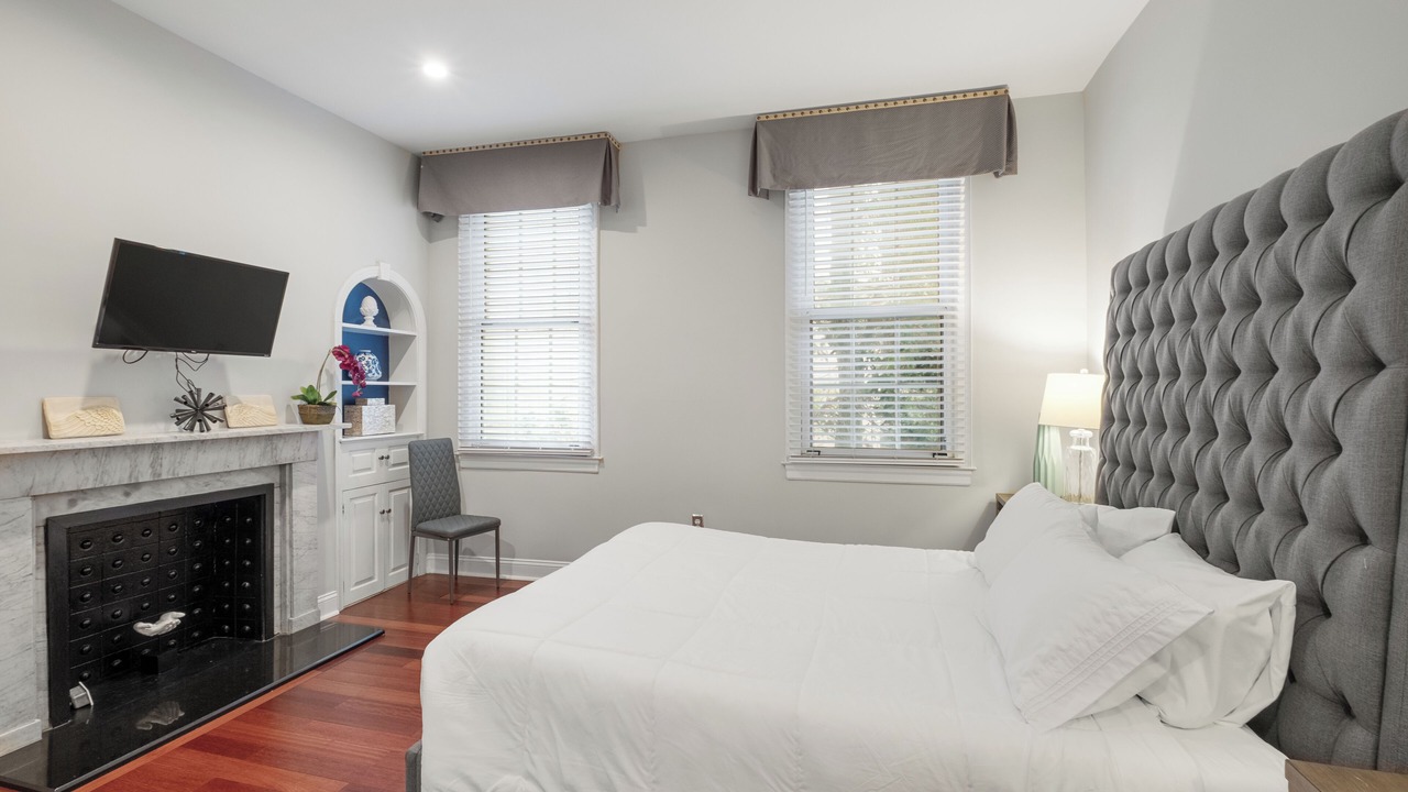 Photo of Bedroom in Rittenhouse Row