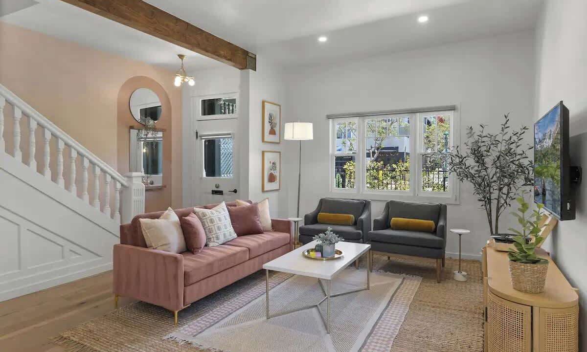 Photo of Livingroom in Little Italy