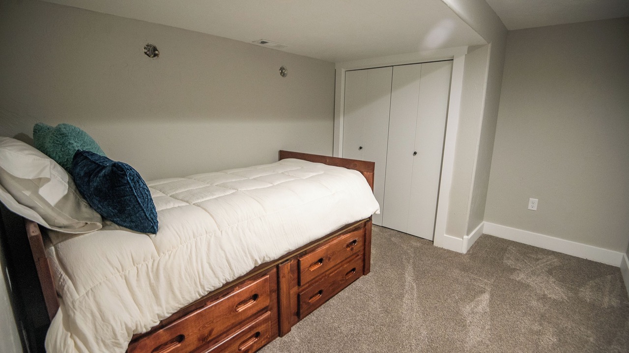 Photo of Bedroom in Clark