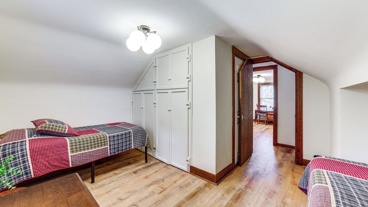 Photo of Bedroom in Crown Point