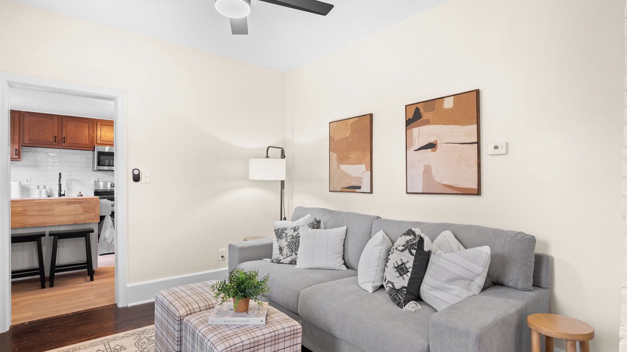 Photo of Livingroom in Ohio City