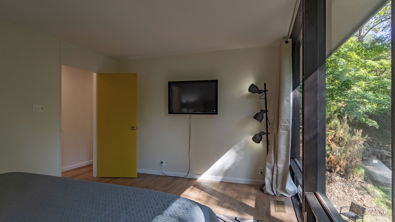 Photo of Bedroom in Lawrence