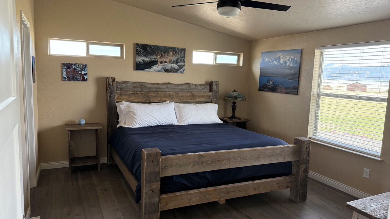 Photo of Bedroom in Shining Mountains