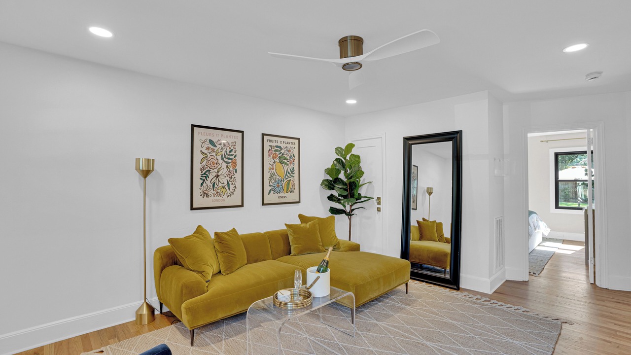 Photo of Livingroom in Shandon