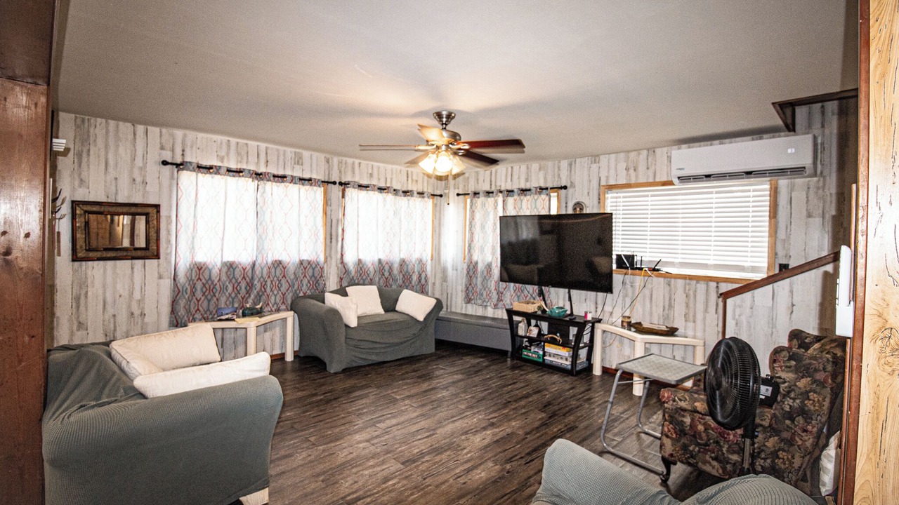 Photo of Livingroom in Port Mansfield