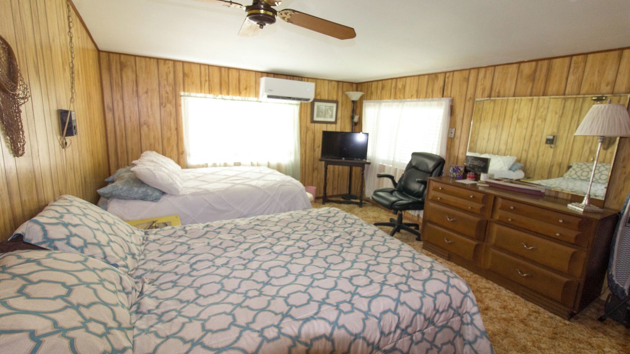 Photo of Bedroom in Port Mansfield