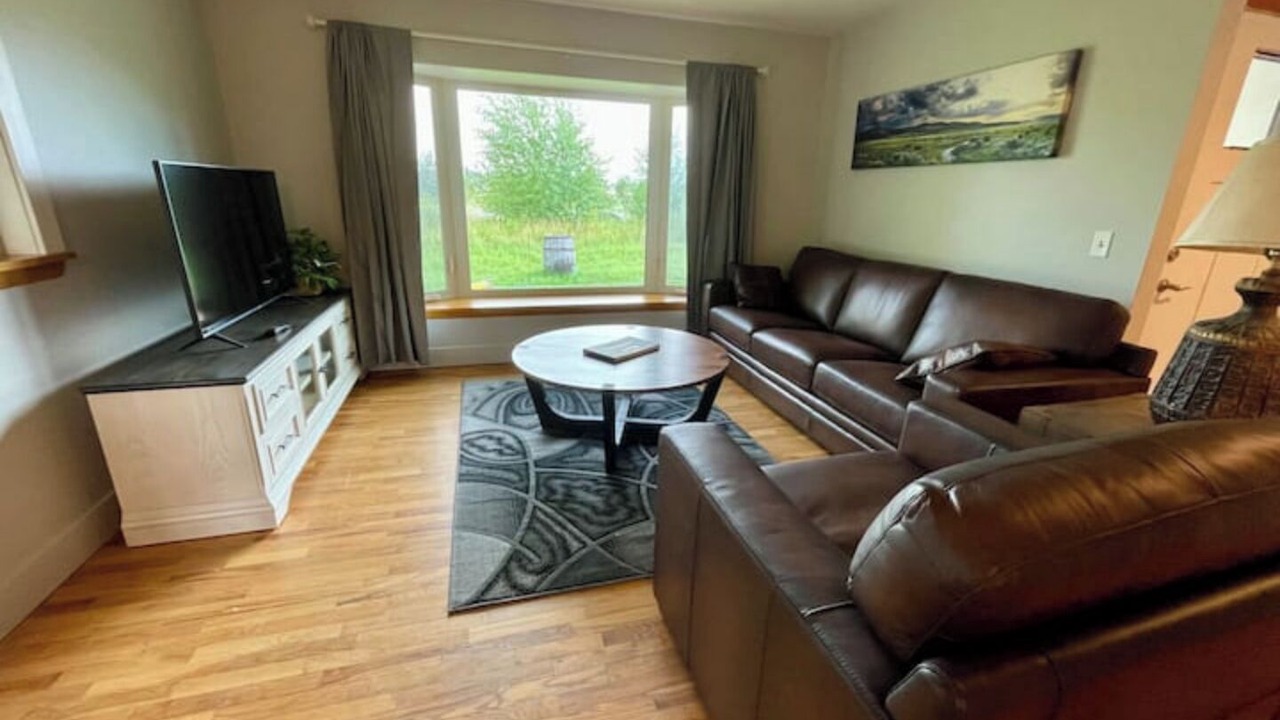 Photo of Livingroom in Orchard Homes