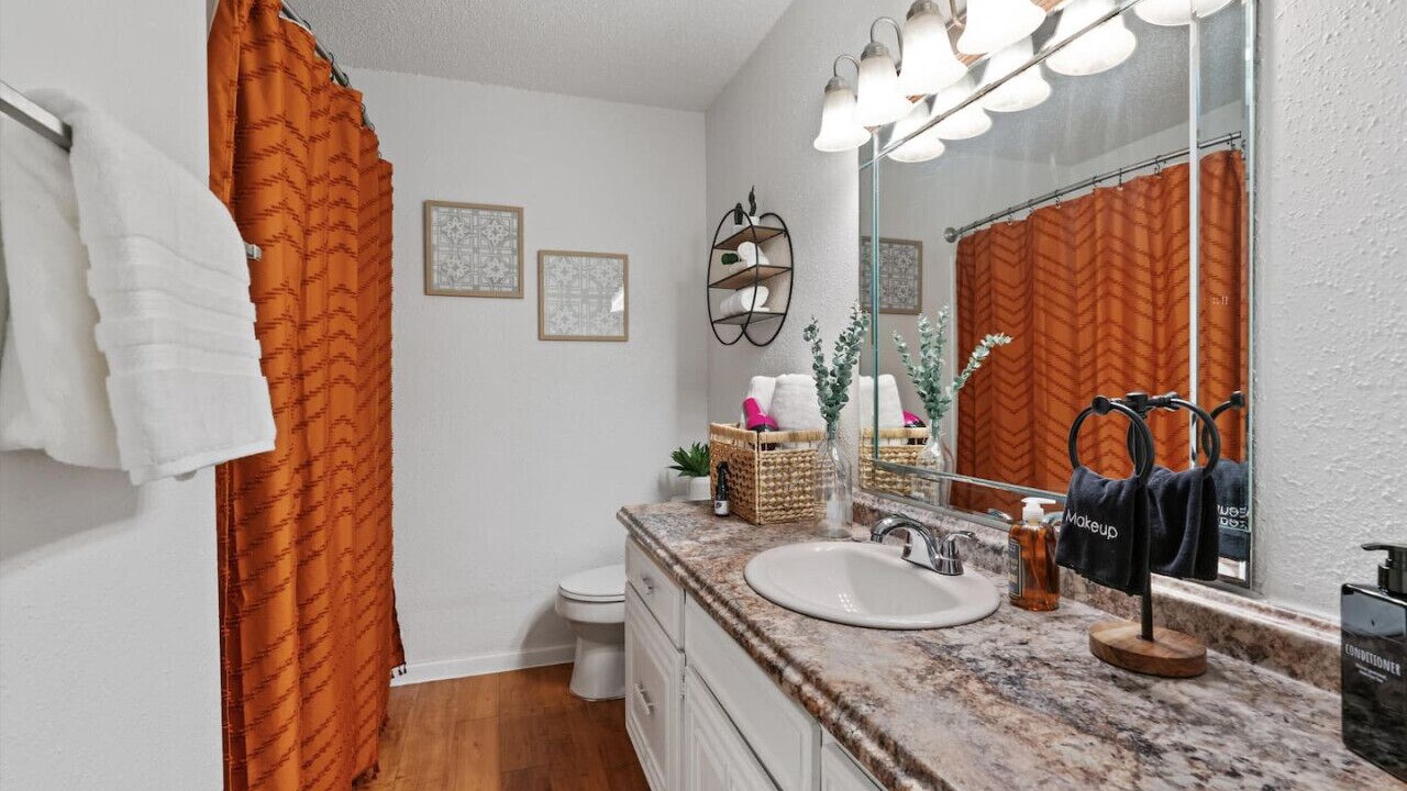 Photo of Bathroom in Brentwood