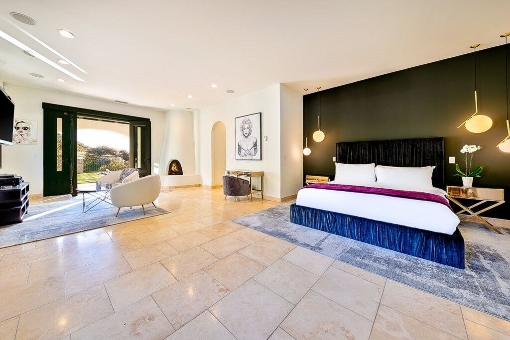 Photo of Bedroom in Malibu