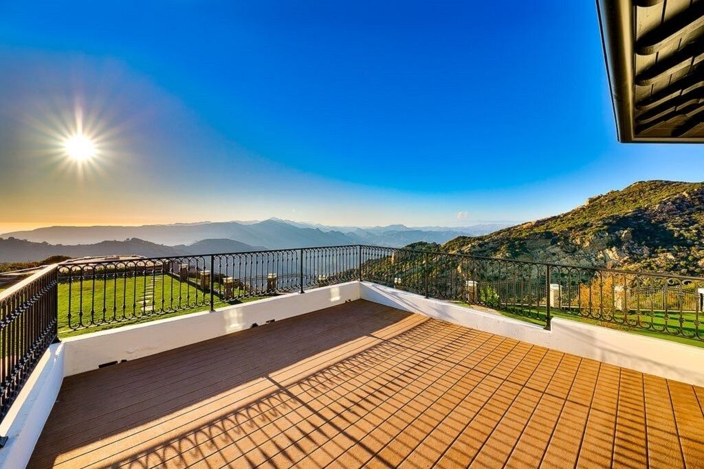Photo of Patio Balcony in Malibu