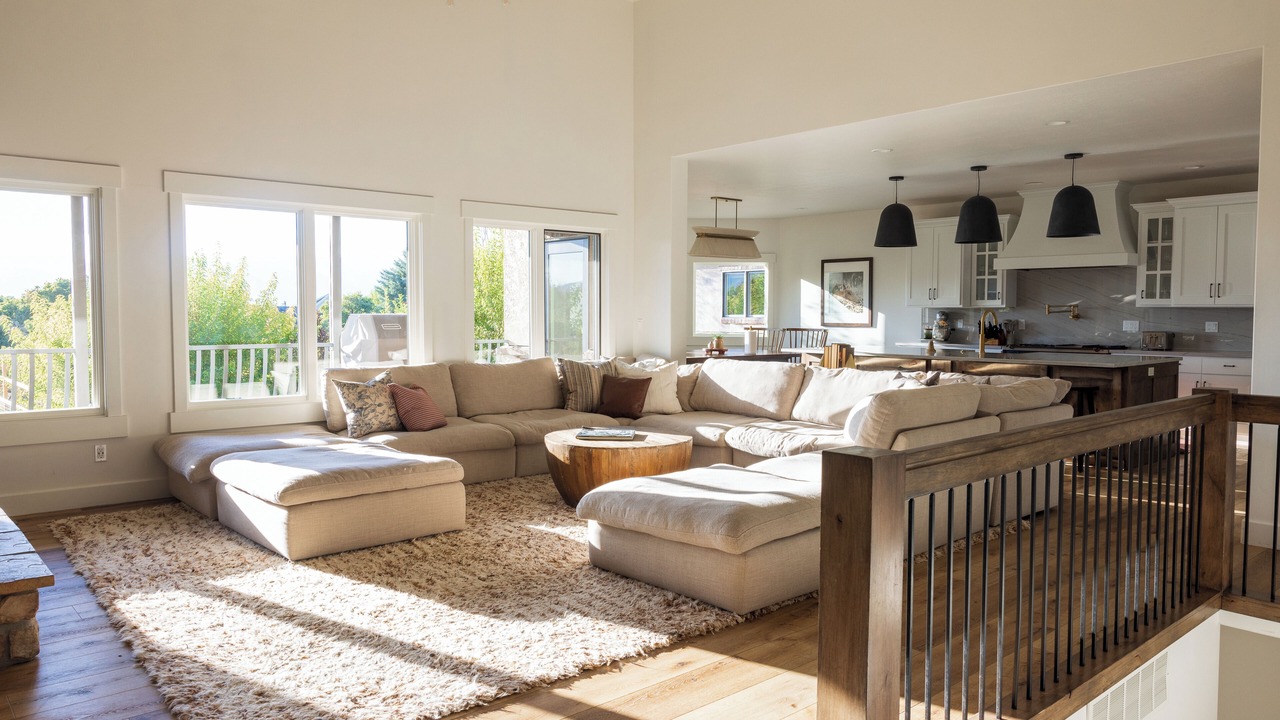 Photo of Livingroom in Lake Creek Estates