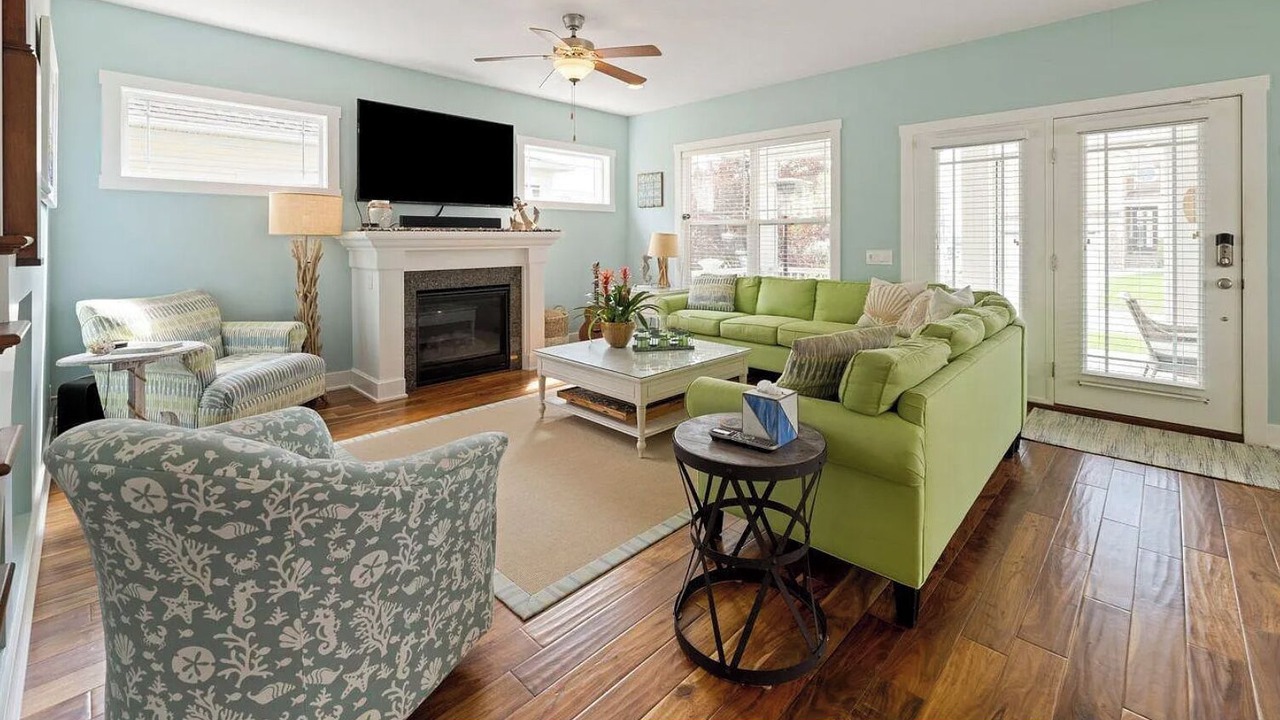Photo of Livingroom in Marblehead