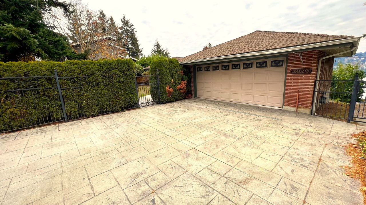 Photo of Outdoor in East Lake Hills
