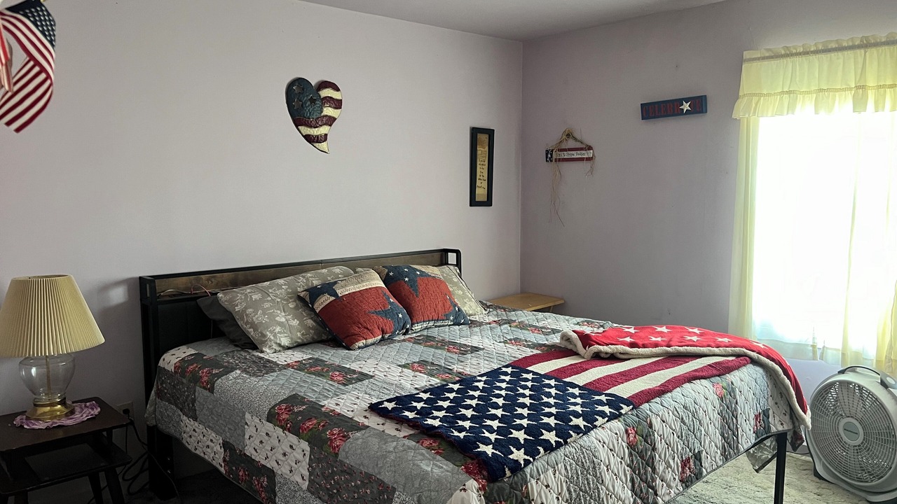 Photo of Bedroom in Vandalia