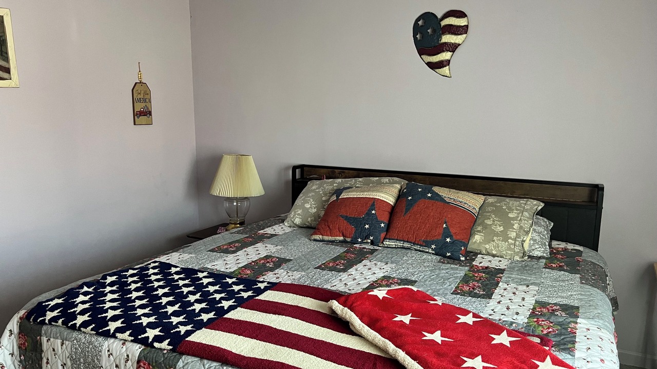 Photo of Bedroom in Vandalia