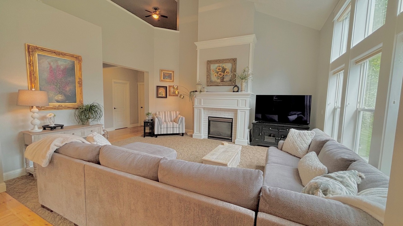 Photo of Bedroom in Eagle