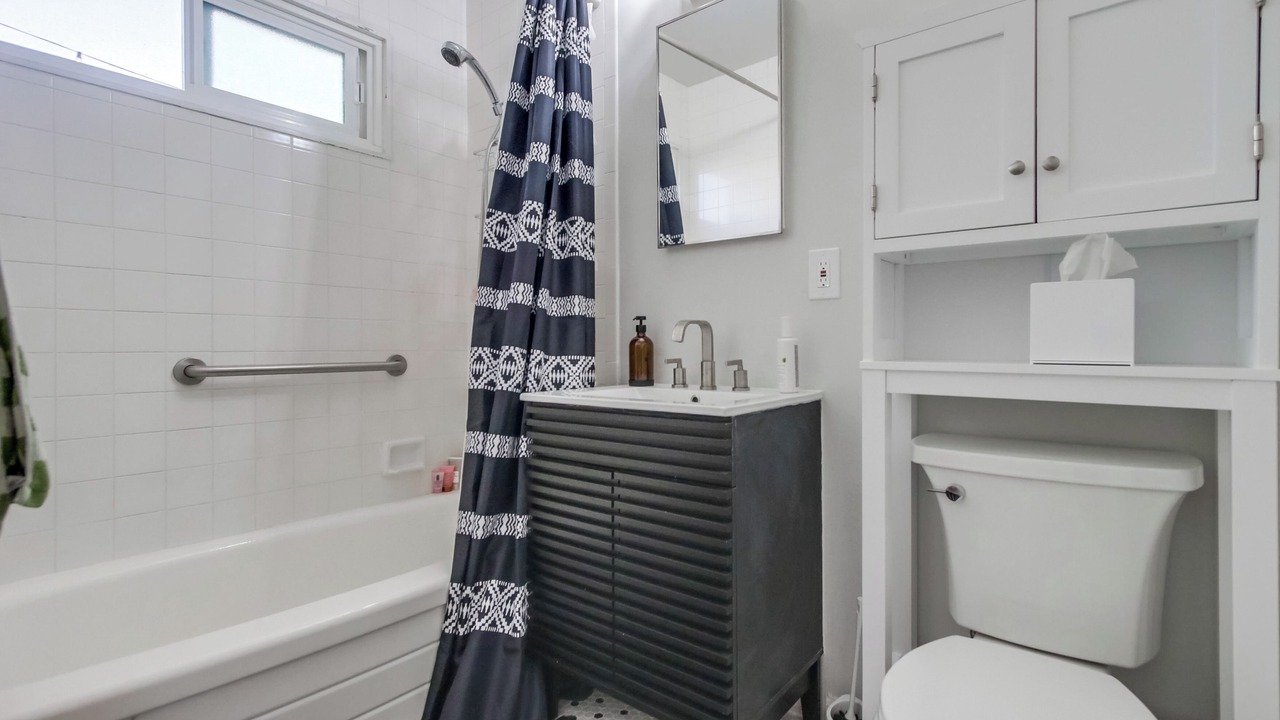 Photo of Bathroom in Clairemont