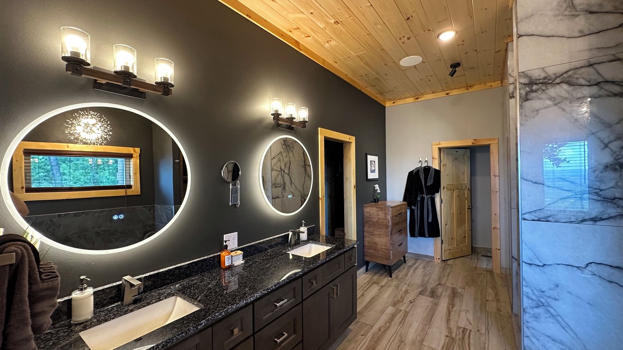 Photo of Bathroom in Jasper