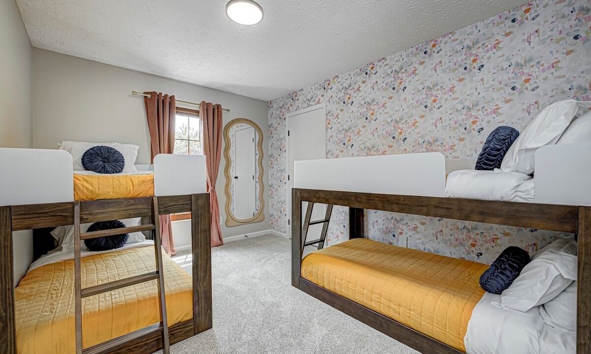 Photo of Bedroom in Maxwell