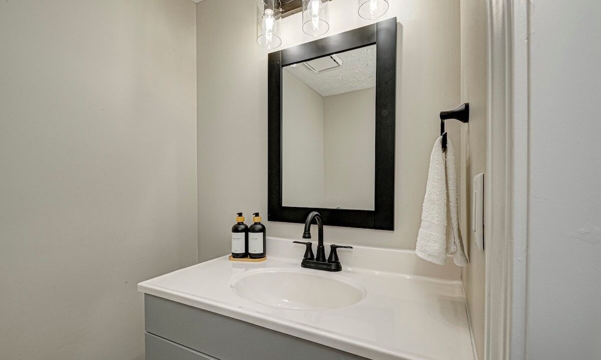 Photo of Bathroom in Maxwell