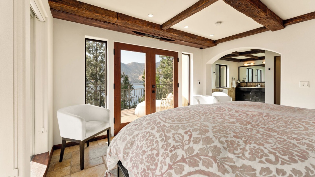 Photo of Bedroom in Manson