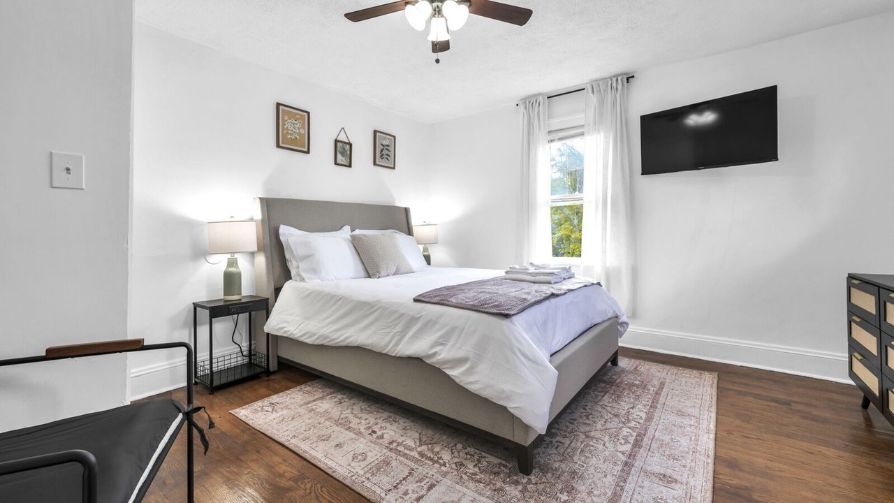 Photo of Bedroom in Cleveland Heights