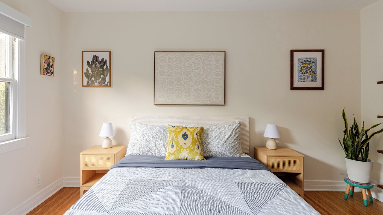 Photo of Bedroom in Mid-Wilshire