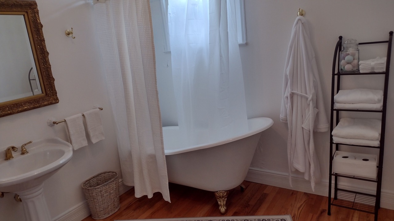 Photo of Bathroom in Cheyenne