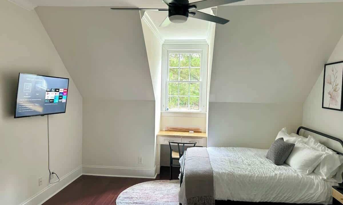 Photo of Bedroom in New Hill