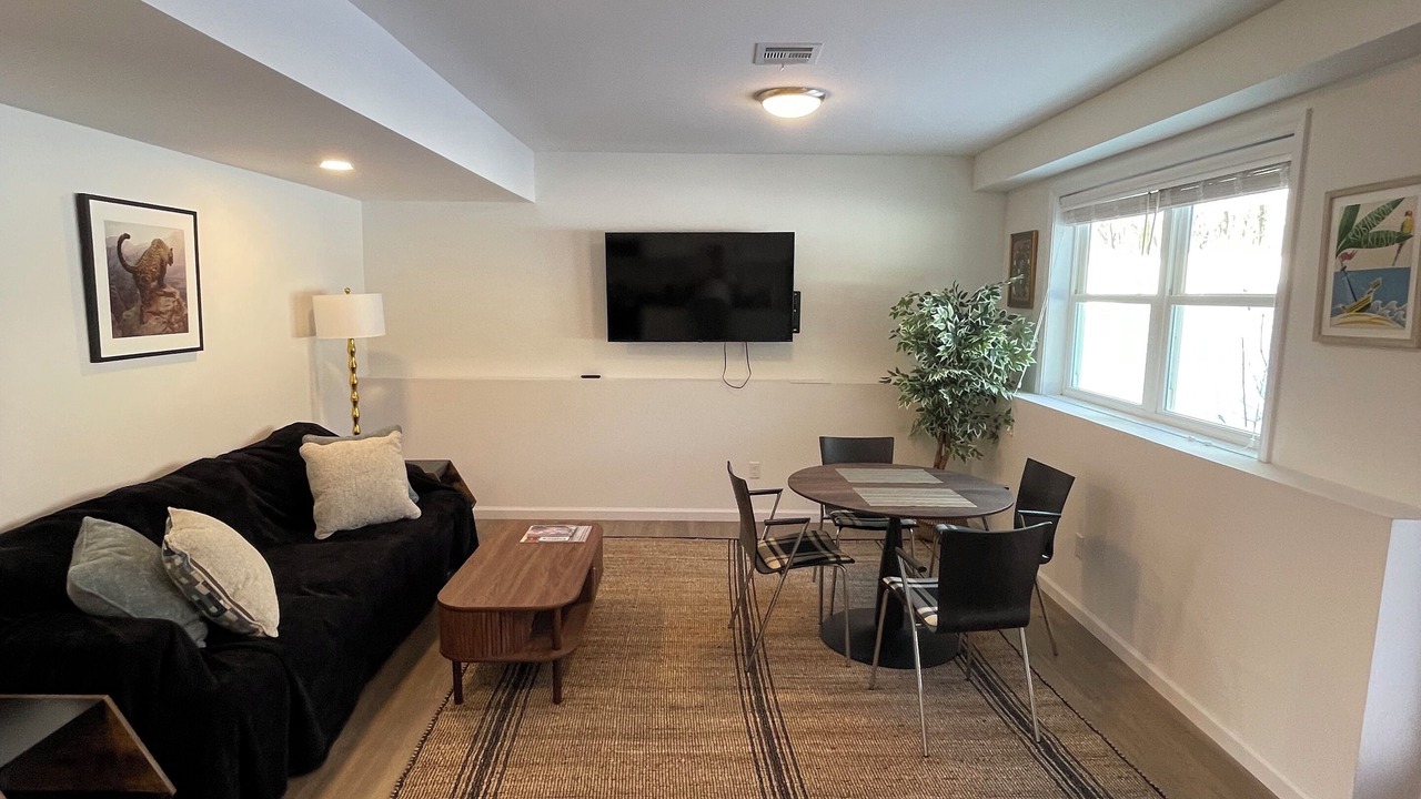 Photo of Livingroom in Gardiner