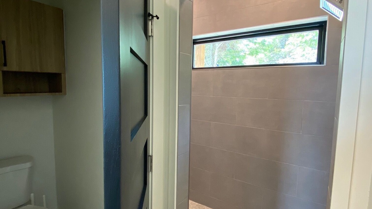 Photo of Bathroom in Jasper