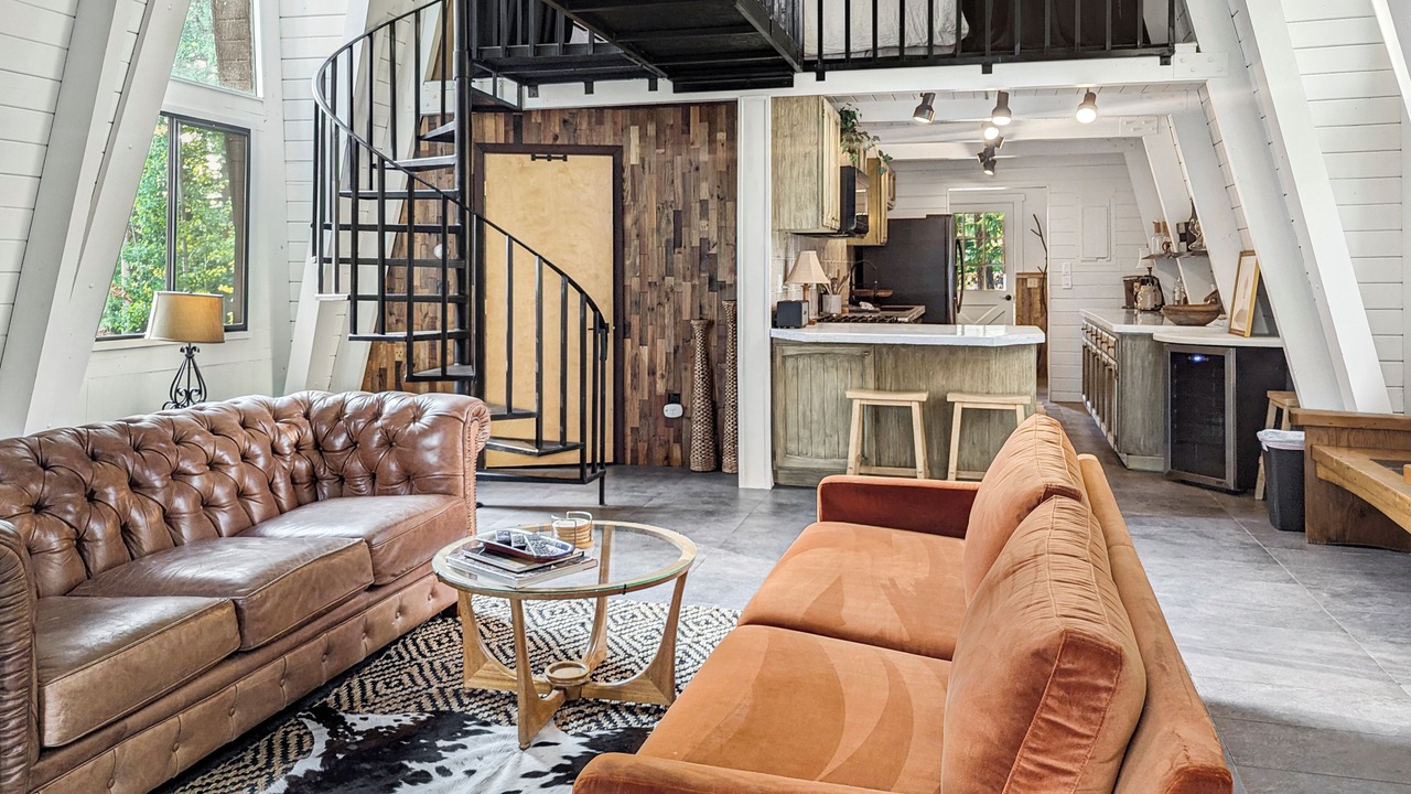 Photo of Livingroom in New Meadows