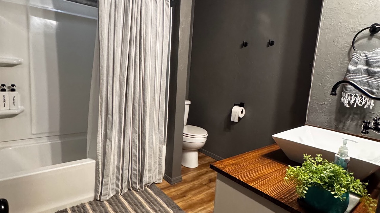 Photo of Bathroom in Sulphur