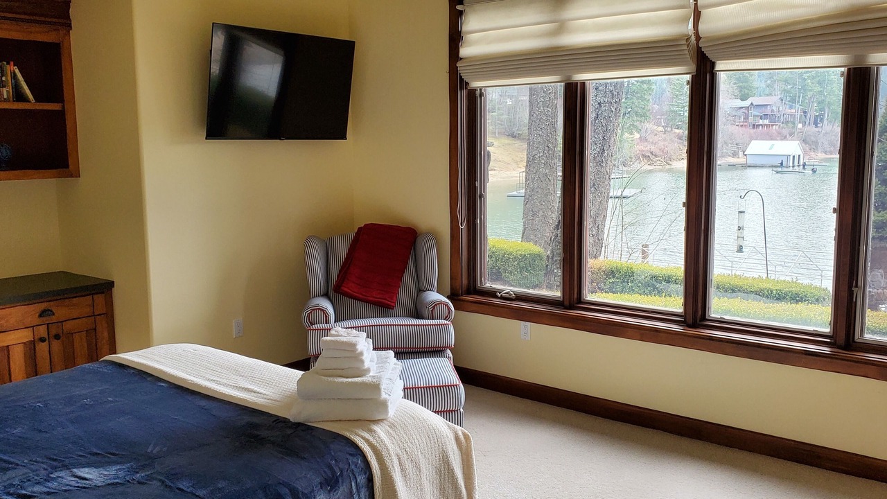 Photo of Bedroom in English point