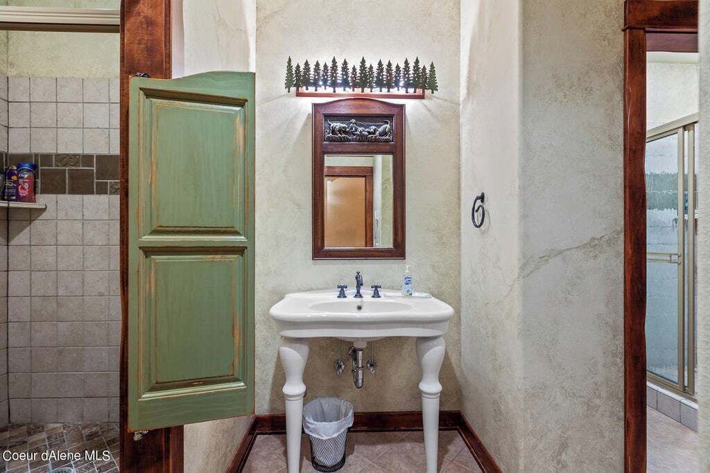 Photo of Bathroom in English point