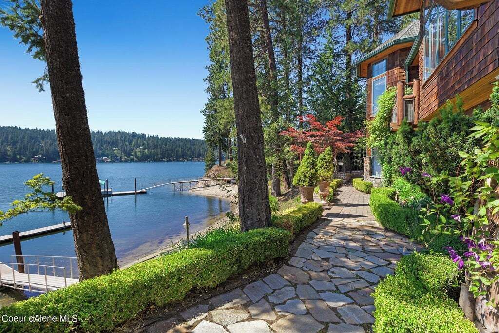 Photo of Outdoor in English point
