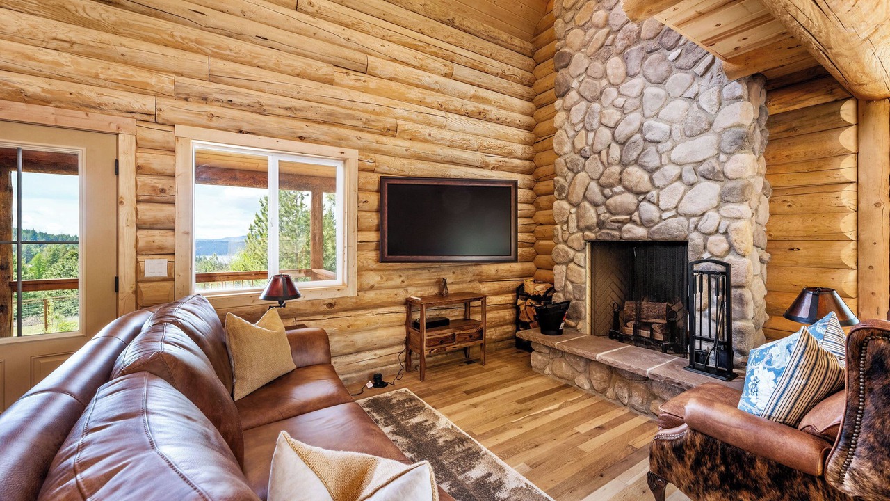 Photo of Livingroom in Harrison