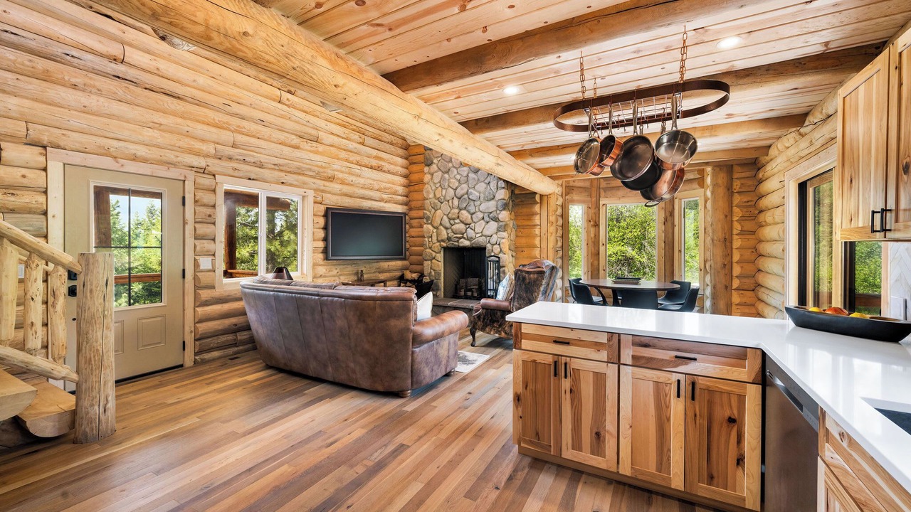 Photo of Livingroom in Harrison