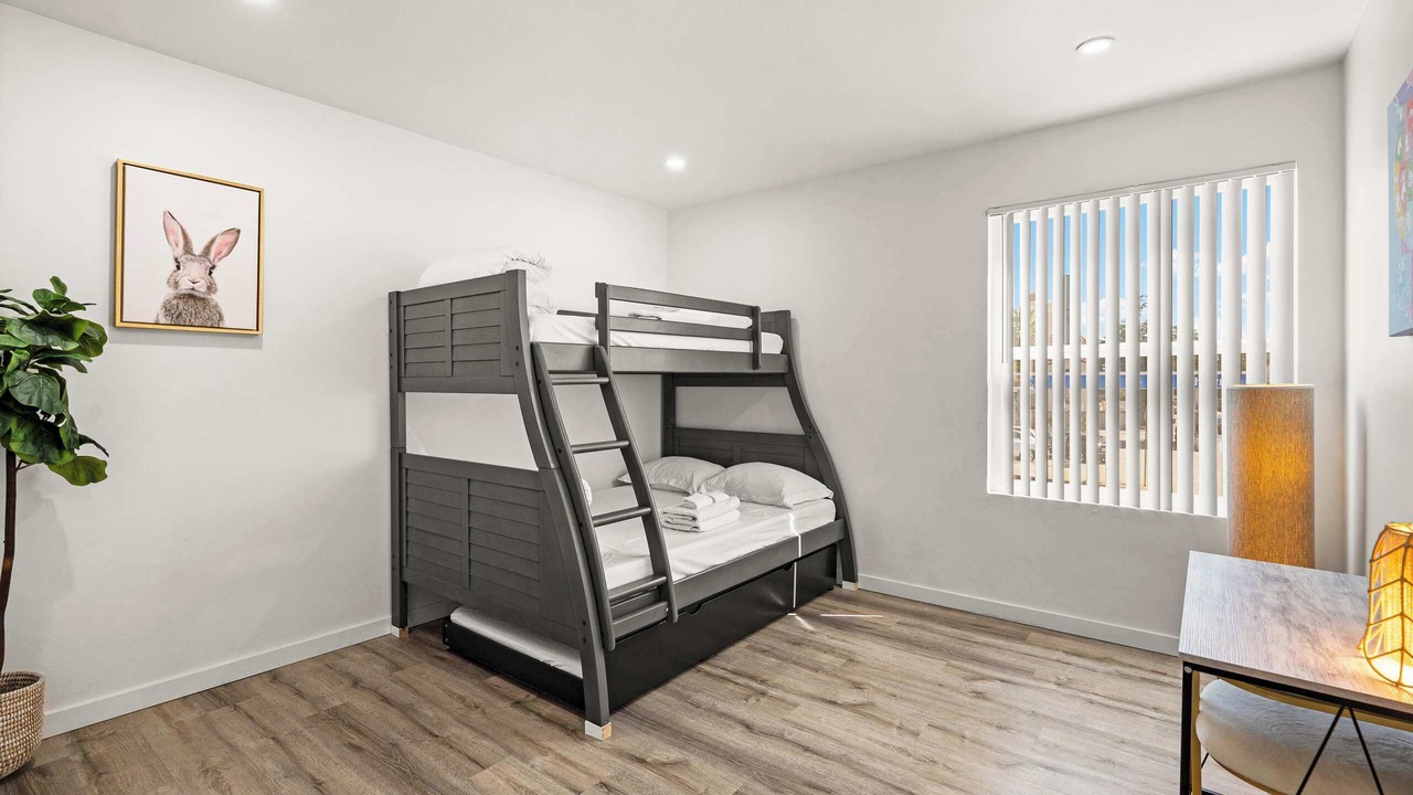 Photo of Bedroom in Altadena