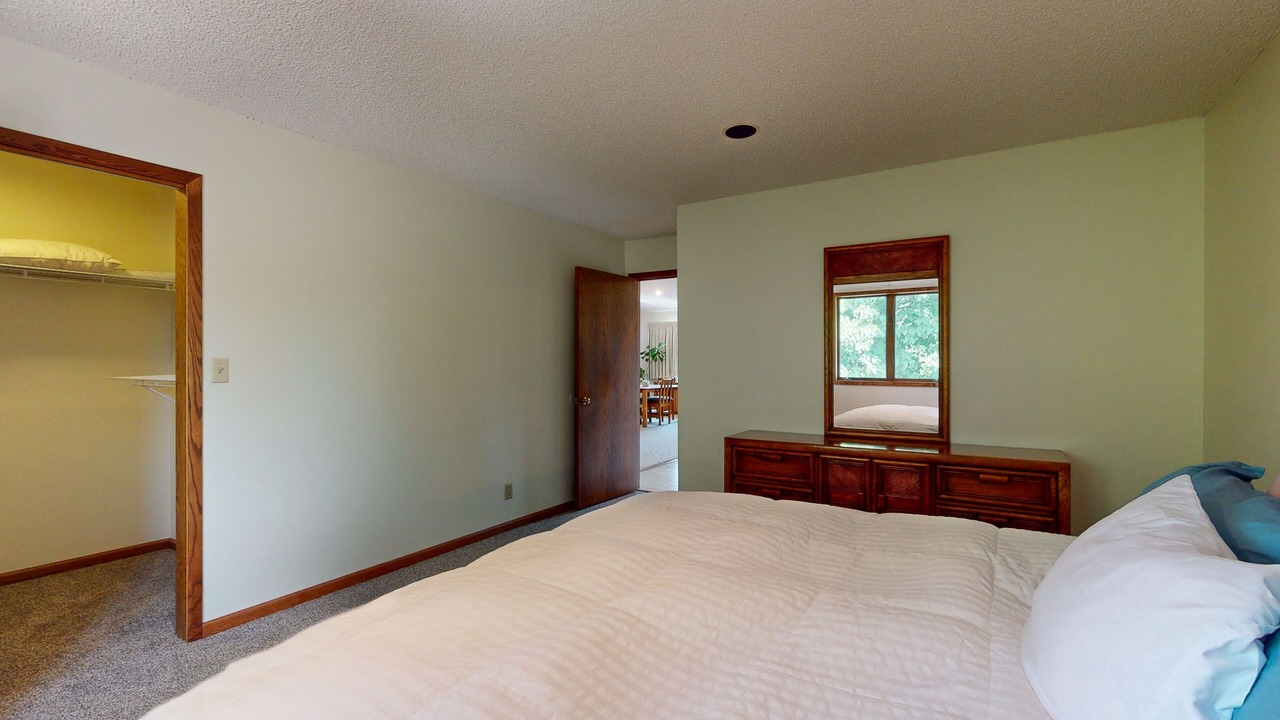 Photo of Bedroom in Helena