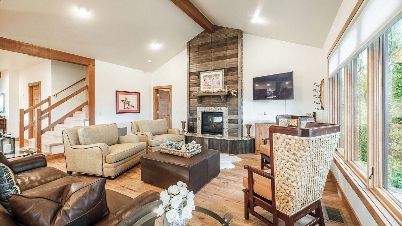 Photo of Livingroom in Bozeman