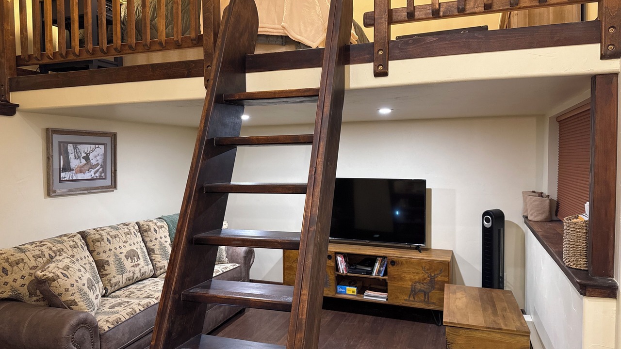Photo of Livingroom in Emigrant