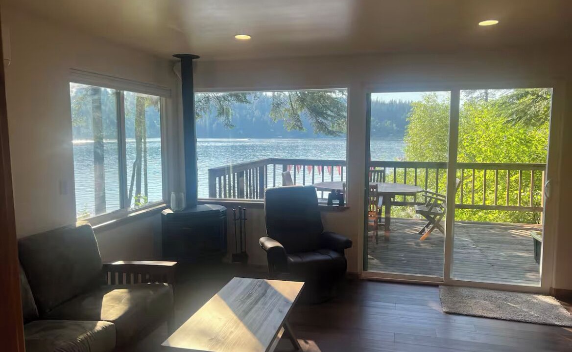Photo of Livingroom in Hayden