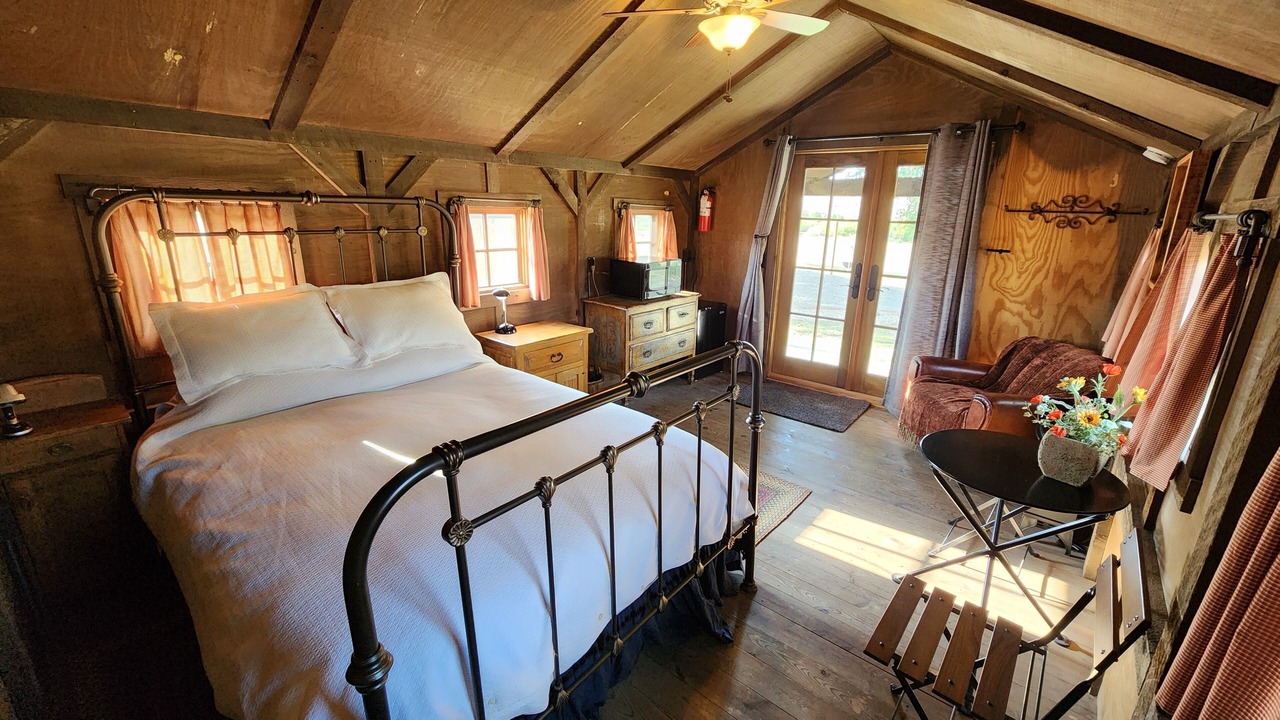 Photo of Bedroom in Alder