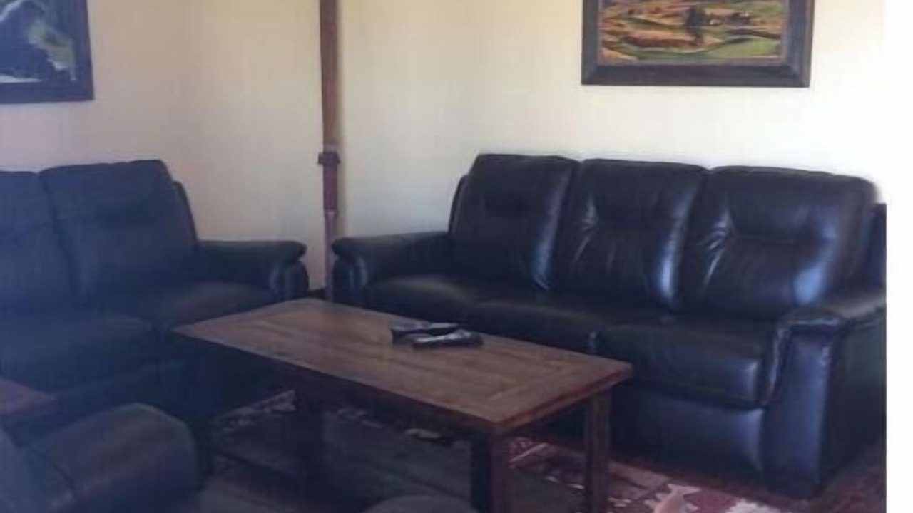 Photo of Livingroom in Eureka