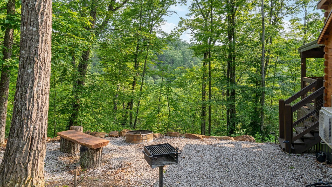 Photo of Outdoor in Frenchburg